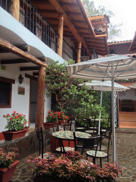 Hotel Meson Del Romero Tapalpa Eksteriør bilde